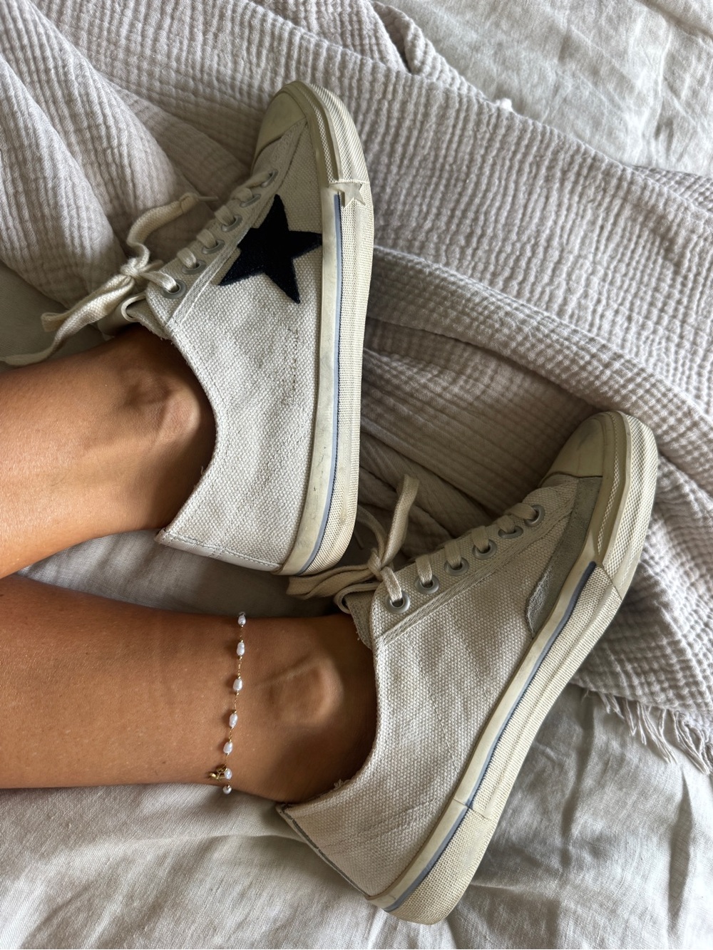 Golden Goose Canvas Sneakers – Size 39 EU - Only used once - Picture 3 of 13